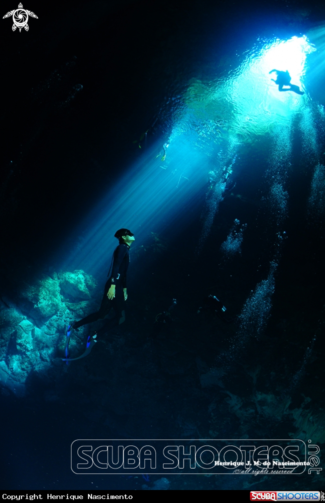 A Cenote - México