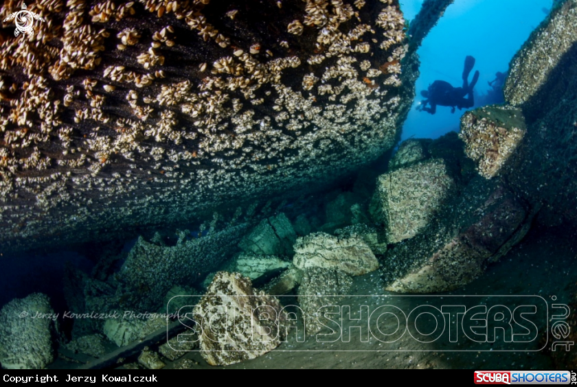 A Wrecks and Rocks
