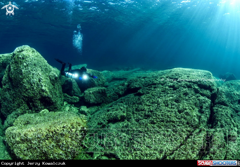 A Under ice & Spring Diving