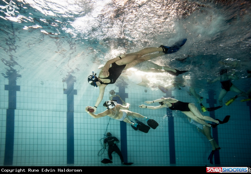 A Underwater rugby