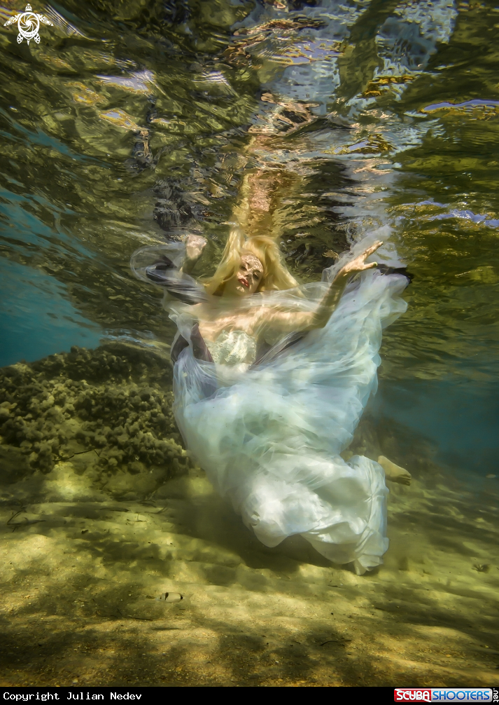A Underwater Dance