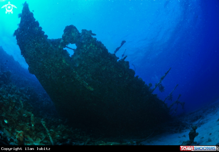 A Carnatic shipwreck