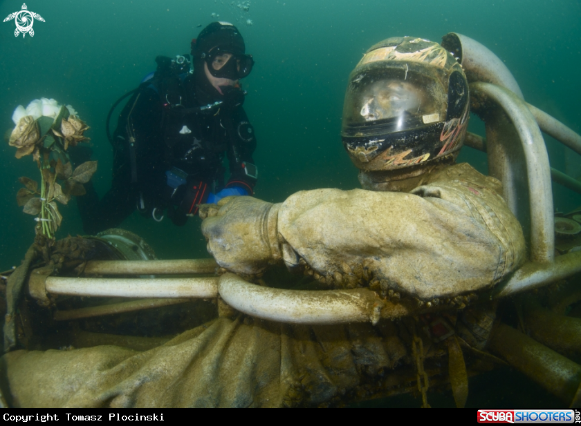 A diver, artificial