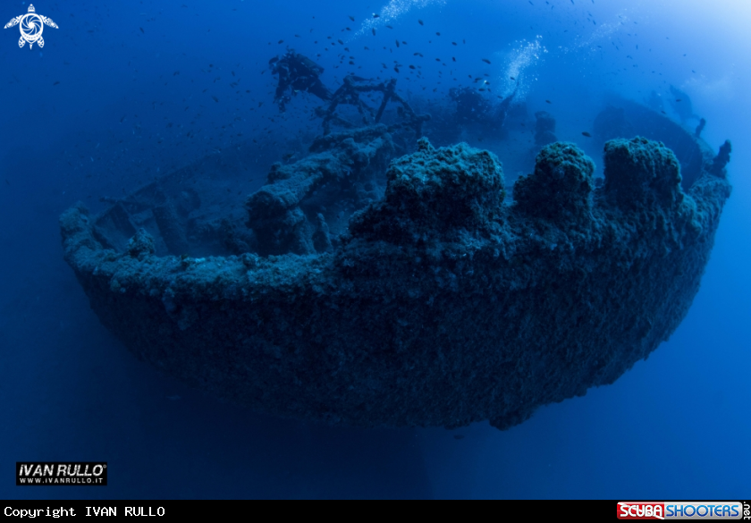 A WRECK PASUBIO