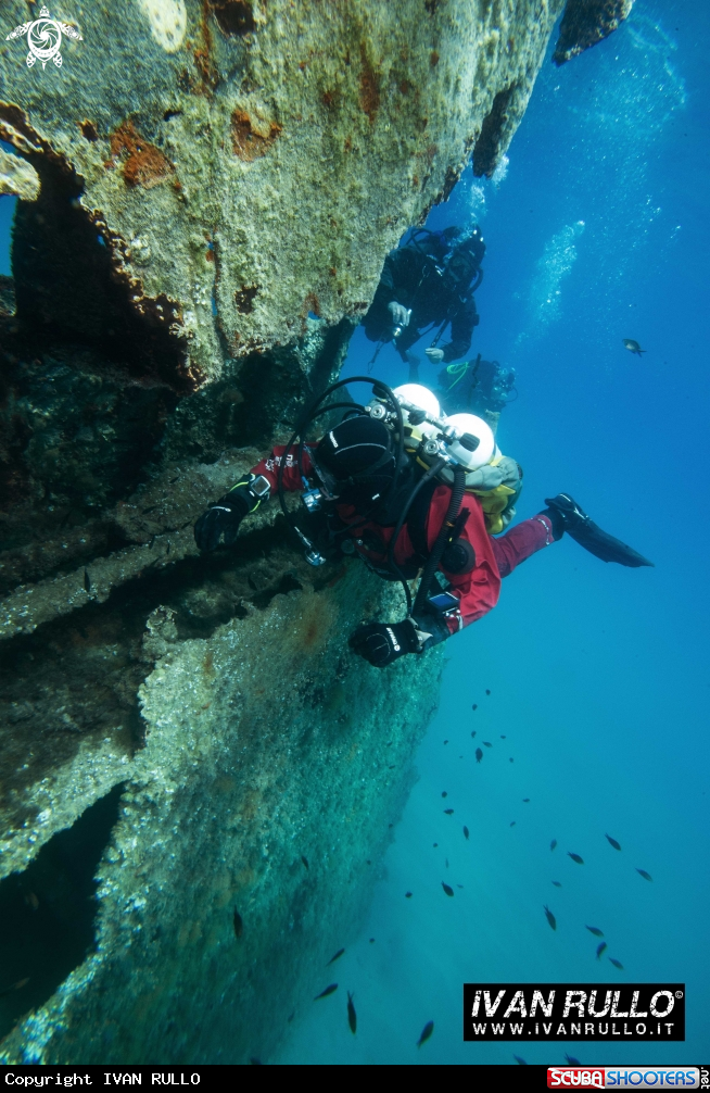 A WRECK KINGDOME