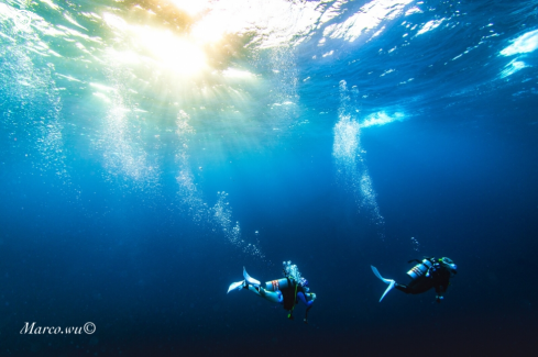 A Diver and sun